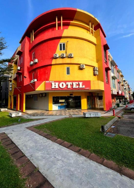 Putra Heights New Wave Hotel Subang Jaya Buitenkant foto